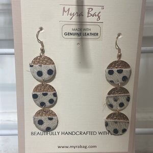 Genuine leather earrings‎